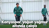 Konyaspor, yoğun yağmur altında çalıştı