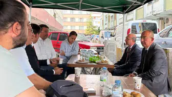 Konyalı üç belediye başkanı o isimleri zor gününde yalnız bırakmadı