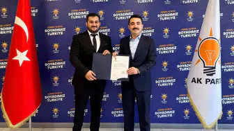 Konya siyasetinde flaş gelişme! Başkan değişti