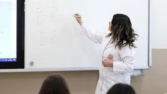 Kılavuz hazırlandı! Öğretmen önlüğü standartları neler?