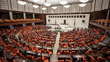 AK Parti Konya Milletvekili TBMM kürsüsünde öyle bir şiir okudu ki...İşte o şiir