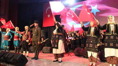 Konya'da kahramanlık türküleri seslendirildi! İzleyiciler mest oldu...