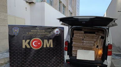 Uyuşturucu tacirlerine büyük darbe... Yüzbinlerce makaron ele geçirildi!