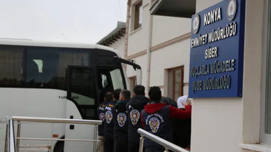 Konya'da siber dolandırıcılara baskın! Çok sayıda kişiye gözaltı...
