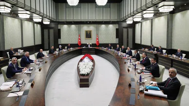 Emekliye ek zam için kabine toplandı! Cumhurbaşkanı Erdoğan açıklama yapacak...