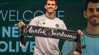 Konyaspor, Nelson Oliveira'dan kurtuluyor