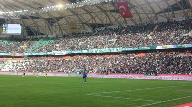 Konyaspor taraftarından muhteşem destek