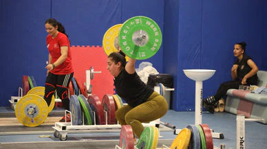Genç milli haltercilerin tek hedefi 2028 Olimpiyatları