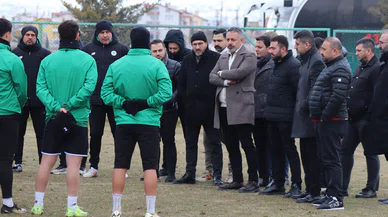 Konyaspor Başkanı Ömer Korkmaz'dan motivasyon konuşması