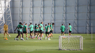 Konyaspor'da gözler Fenerbahçe maçına çevrildi