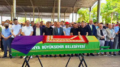 Remzi Ay’ın annesi son yolculuğuna uğurlandı