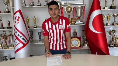 Konyalı futbolcu, 15 gün önce imza attığı kulüpten ayrıldı