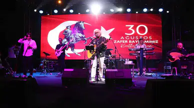 Ereğli, 30 Ağustos'u Yeni Türkü ile coşkuyla kutladı