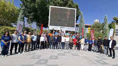 Karapınar'da Uluslararası Yelkenkanat Şampiyonası ödül töreni düzenlendi
