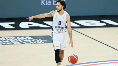 Basketbolda yılın transferi! Yıldız oyuncu Efes'ten Fenerbahçe'ye transfer oldu