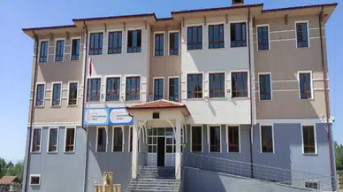 Konya İl Milli Eğitim Müdürlüğü duyurdu! Öğretmen hayatını kaybetti