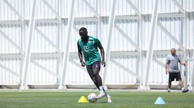 Konyaspor'da Masuaku'ya sıcak karşılama