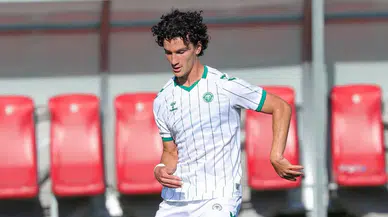 Konyaspor’da Ahmet Kusay ile profesyonel imza
