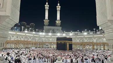 Konya’da umre hayali gerçek oldu! Gaziler kutsal topraklardan döndü