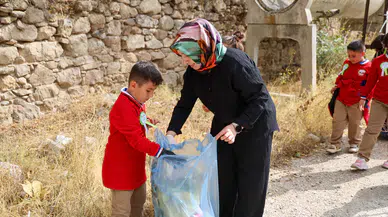 Konya’da Sille için kollar sıvandı! Çocuklar ve gönüllüler temizlik için buluştu