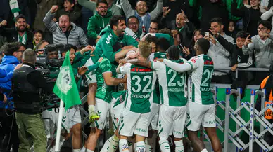 Konyaspor, kupa zaferi sonrası izne ayrıldı
