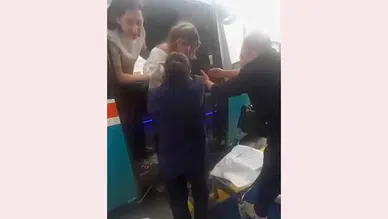 Yolculuk sırasında sancılandı! Dolmuşta doğum yaptı