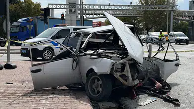 Konya’da iki araç birbirine girdi! 3’ü ağır 4 yaralı
