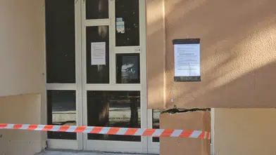 Konya’da depremde hasar gören 5 katlı bina mühürlendi! 4 daire tahliye edildi