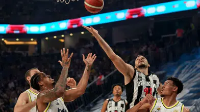 Basketbolda dev kupa sahibini buluyor