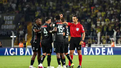 Konyaspor'da hakem isyanı! TFF ve MHK'ye görüntüler iletilecek