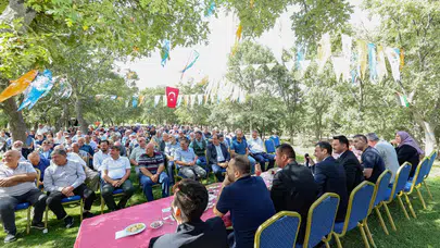 AK Parti, Konya’da sahada! Vatandaşlar yoğun ilgi gösterdi