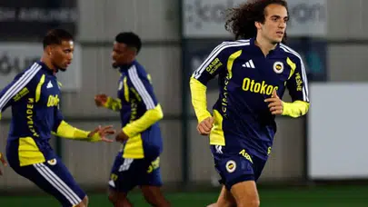 Fenerbahçe derbi öncesinde kampa girdi