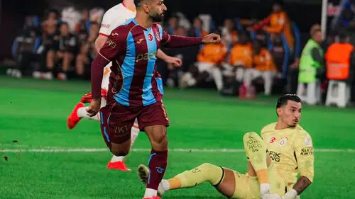 Salah şov yaptı Trabzonspor,  evinde Galatasaray'ı farklı geçti