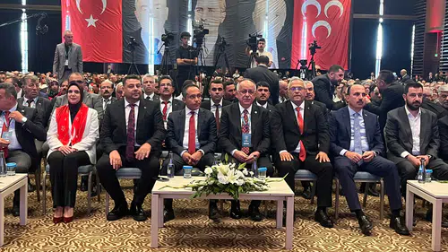 Önemli mesajlar verildi! MHP Konya'da kongre coşkusu