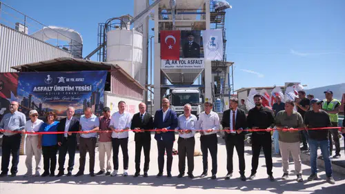 Konya’da bir ilçe daha asfalt için harekete geçti! 58 milyonluk tesis açıldı