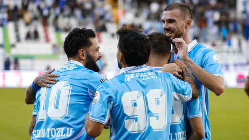 Erzurumspor'da Konyaspor galibiyetinin sevinci yaşanıyor