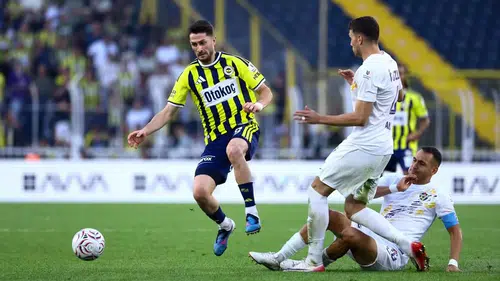 Süper Lig'de tarihi skor