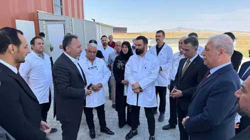 Konya’nın ortasında kakao fabrikası! Vekil Özer fabrikada