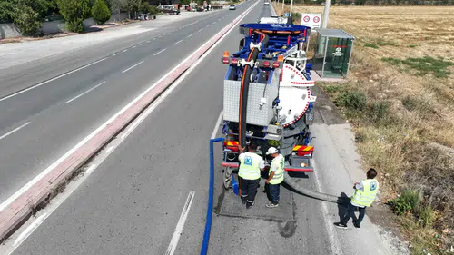 Konya’da kanalizasyon hattında kapsamlı temizlik! KOSKİ harekete geçti
