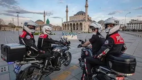 Konya Emniyeti yapay değil gerçek diyerek paylaştı! 80’lerde Konya polisi nasıldı?
