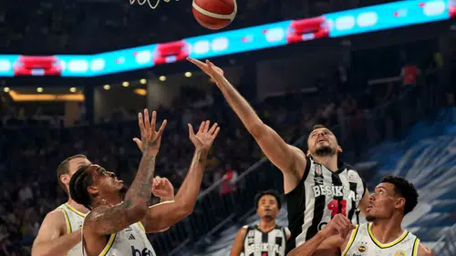 Basketbolda dev kupa sahibini buluyor