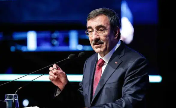 Cumhurbaşkanı Yardımcısı açıkladı! Enflasyonun tek haneye düşeceği yıl belli oldu