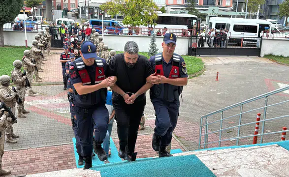 Konya merkezli dev yasa dışı bahis operasyonu! 22 şüpheli yakalandı