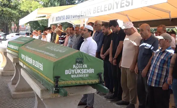 Konya’da acı olay! Kazada hayatını kaybeden çift yan yana defnedildi