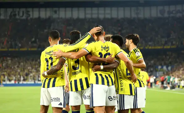 Fenerbahçe'ye iki yıldızından kötü haber geldi