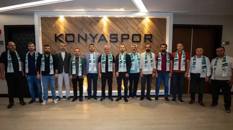 Konyaspor’a güçlü destek! Meslek odaları temsilcileri kulüpte