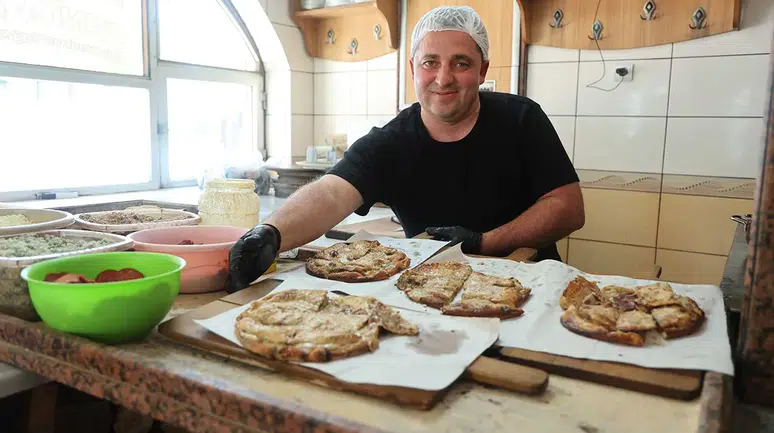 Konya’nın “Yerli Pizzası” yoğun ilgi görüyor