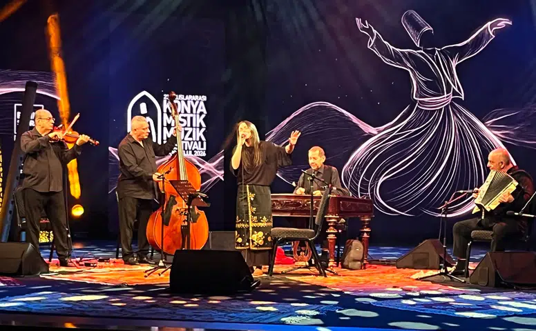 Romanyalı sanatçıdan Konya’da unutulmaz performans
