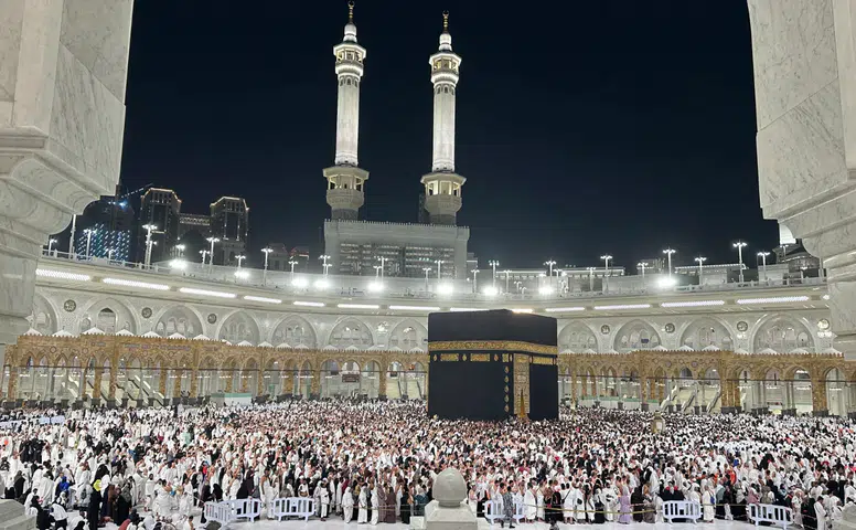 Konya’da umre hayali gerçek oldu! Gaziler kutsal topraklardan döndü
