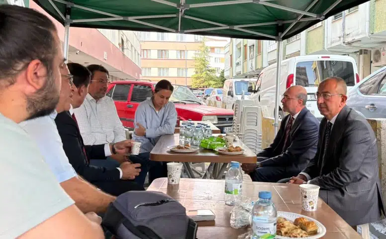 Konyalı üç belediye başkanı o isimleri zor gününde yalnız bırakmadı